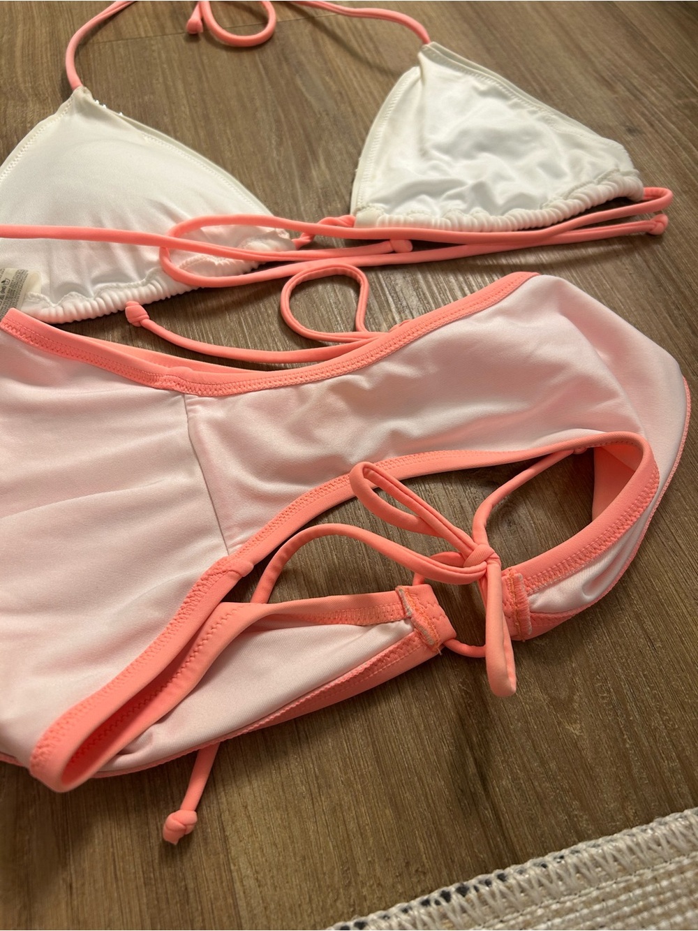 Victoria's Secret Coral Triangle Bikini Top with Tie Straps - Picture 6 of 6
